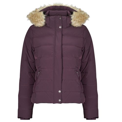 "Piumino donna Kaporal MIBBY in colore bordeaux, elegante e caldo, perfetto per l'inverno. Giacca imbottita con zip frontale e cappuccio, ideale per un look casual e alla moda. Acquista ora il piumino Kaporal MIBBY e affronta il freddo con stile."