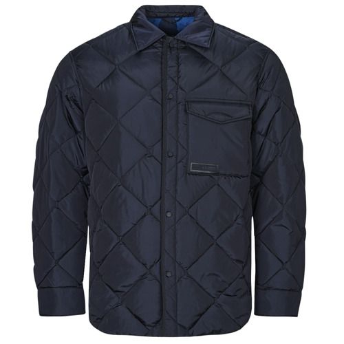 Piumino Uomo Armani Exchange 6DZB04 Marine, elegante giacca invernale con zip e cappuccio, perfetta per il freddo. Design moderno e materiali di alta qualità, ideale per uno stile casual e alla moda. Acquista ora il piumino Armani Exchange e scopri il comfort e la versatilità per le tue giornate all'aperto.