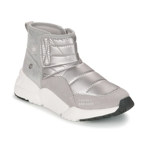 Scarpe Gioseppo UDBY Argento per bambina, eleganti e trendy, ideali per ogni occasione. Design moderno con dettagli alla moda, perfette per completare il look delle giovani ragazze. Realizzate con materiali di alta qualità per garantire comfort e durata. Acquista ora le Gioseppo Scarpe bambina ragazza UDBY Argento e fai brillare il tuo stile!