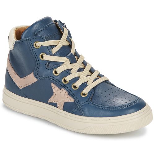 Scarpe Bisgaard ISAK Blu per bambino ragazzo, eleganti e comode, ideali per ogni occasione. Design moderno e materiali di alta qualità per garantire comfort e stile. Perfette per la stagione autunnale, queste scarpe sono un must-have per i piccoli fashionisti. Acquista ora le Bisgaard Scarpe bambino ragazzo ISAK Blu per un look alla moda e funzionale.