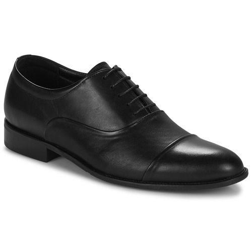 Scarpe da uomo So Size INDIANA Nero Richelieu, eleganti e versatili, ideali per ogni occasione. Design raffinato con tomaia in pelle di alta qualità e suola resistente, perfette per un look sofisticato. Acquista ora le So Size INDIANA per un comfort senza pari e uno stile impeccabile.