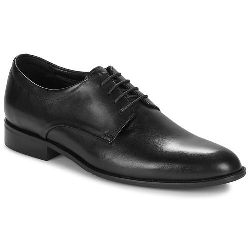 Scarpe uomo So Size MANUELA Nero Derby, eleganti e versatili, ideali per ogni occasione. Realizzate in pelle di alta qualità, queste derby offrono comfort e stile. Perfette per un look sofisticato, adatte per abbigliamento formale e casual. Acquista ora le scarpe So Size MANUELA Nero per un tocco di classe nel tuo guardaroba.