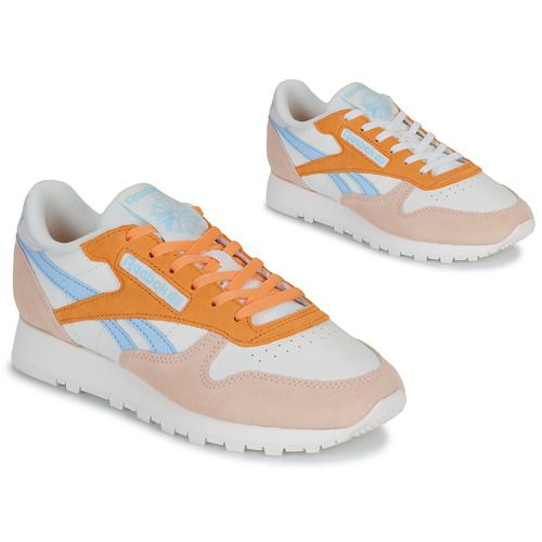 Sneakers basse Reebok Classic CLASSIC LEATHER multicolore da donna, caratterizzate da un design elegante e versatile, ideali per ogni occasione. Queste sneakers offrono comfort e stile, perfette per arricchire il tuo outfit quotidiano. Acquista ora le Reebok Classic per un look moderno e sportivo!