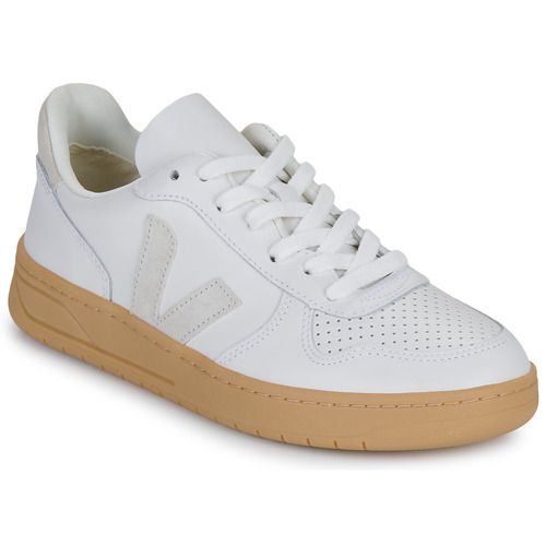 Sneakers basse Veja V-10 Bianco Donna - Eleganti e sostenibili, queste sneakers offrono comfort e stile. Perfette per ogni occasione, realizzate con materiali eco-friendly e design iconico. Acquista ora le Veja V-10 per un look trendy e responsabile.