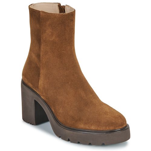 Stivaletti Unisa KHAN Marrone Donna, eleganti e versatili, perfetti per ogni occasione. Realizzati con materiali di alta qualità, questi stivaletti offrono comfort e stile. Ideali per l'autunno e l'inverno, si possono abbinare facilmente a vari outfit. Acquista ora gli stivaletti Unisa KHAN per un look alla moda e contemporaneo!