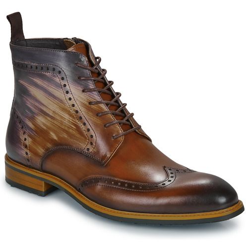 Stivaletti uomo Kdopa LONDRINA in marrone, eleganti e versatili, ideali per ogni occasione. Realizzati con materiali di alta qualità, questi stivaletti offrono comfort e stile, perfetti per l'autunno e l'inverno. Scegli Kdopa LONDRINA marrone per un look trendy e sofisticato.