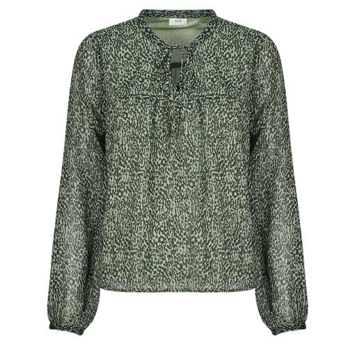 Camicia verde JDY ISABELLA per donna, elegante e trendy, ideale per ogni occasione. Questa camicetta leggera e versatile si abbina facilmente a diversi outfit, perfetta per il lavoro o il tempo libero. Realizzata in un morbido tessuto, offre comfort e stile. Acquista ora la camicetta JDY ISABELLA Verde e rinnova il tuo guardaroba!