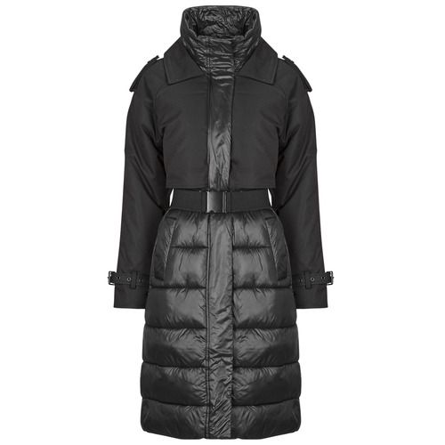 "Piumino Donna Desigual PADDED ESTOCOLMO Nero, elegante giubbotto imbottito ideale per l'inverno. Stile raffinato e comodo, perfetto per ogni occasione. Scopri la qualità e il design unico di Desigual, un must-have per il tuo guardaroba."