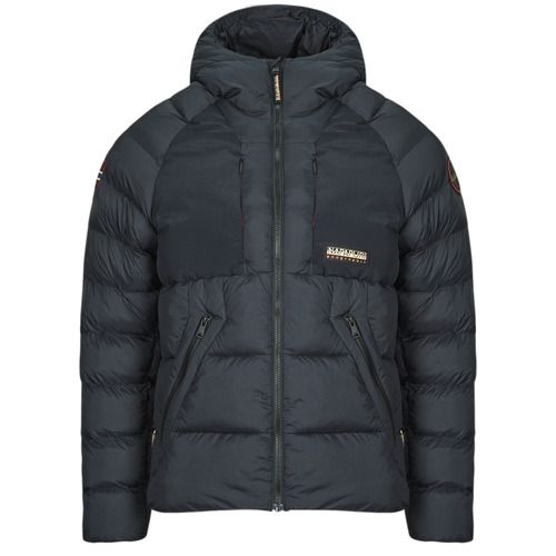 "Piumino uomo Napapijri MOESA PUF nero, ideale per l'inverno. Design elegante e funzionale, realizzato con materiali di alta qualità. Questo piumino offre calore e comfort, perfetto per le giornate fredde. Scopri il tuo stile con il napapijri MOESA PUF, la scelta perfetta per un look moderno e pratico."