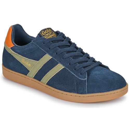 Sneakers Gola Equipe II Suede Blu per uomo, eleganti e versatili, ideali per un look casual. Design moderno con tomaia in suede blu di alta qualità, perfette per ogni occasione. Acquista ora le Gola Equipe II per uno stile unico e comfort duraturo.