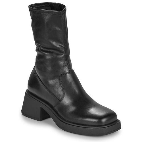 Stivaletti DORAH Nero Donna di Vagabond Shoemakers, eleganti e versatili, realizzati con materiali di alta qualità. Perfetti per ogni occasione, dal look casual a quello più sofisticato. Design moderno con tacco comodo, ideali per l'autunno e l'inverno. Acquista ora per un tocco di stile e comfort al tuo guardaroba.