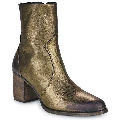 Stivaletti Donna Regard ULYSSE in Marrone, eleganti e confortevoli, perfetti per ogni occasione. Design alla moda con dettagli raffinati, ideali per completare il tuo outfit. Scarpe versatili per l'auto e il lavoro, ottima scelta per la stagione.