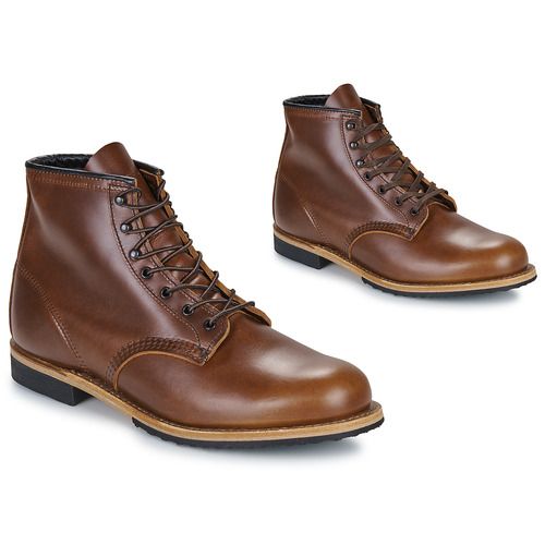 Stivaletti Uomo Red Wing BECKMAN Marrone, eleganti e robusti in pelle di alta qualità, ideali per ogni occasione. Design classico e confortevole, perfetti per un look casual e stiloso. Acquista ora i Red Wing BECKMAN per un'ottima combinazione di comfort e stile.