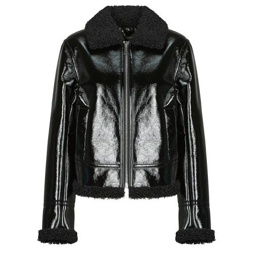 Giubbotto LS ANDREA FAUX SHEARLING JKT Nero di Guess per donna, ideale per l'inverno. Con una pelliccia sintetica di alta qualità, questo giubbotto combina stile e comfort. Perfetto per outfit casual e eleganti, è un must-have per la stagione fredda. Acquista ora il tuo Giubbotto Donna di Guess e aggiungi un tocco di classe al tuo guardaroba.
