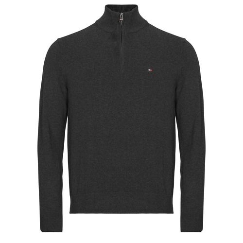 Maglione Uomo Tommy Hilfiger PIMA ORG CTN CASHMERE ZIP MOCK Grigio, elegante e versatile, perfetto per l'autunno/inverno. Realizzato in morbido cashmere, offre comfort e stile. Ideale per un look casual-chic, perfetto da abbinare a jeans o pantaloni eleganti. Acquista ora per un outfit raffinato!