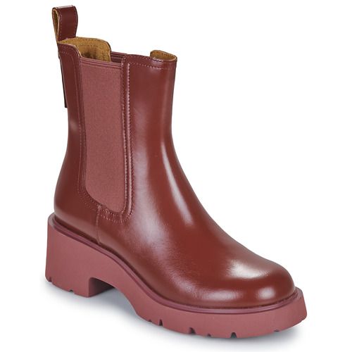 Stivaletti Milano Donna Camper MILAH in colore Bordeaux, stile elegante e comfort, perfetti per l'autunno-inverno. Scarpe ideali per ogni occasione, realizzate con materiali di alta qualità per una calzata perfetta. Acquista ora i tuoi stivaletti Camper MILAH Bordeaux e aggiungi un tocco di classe al tuo guardaroba!