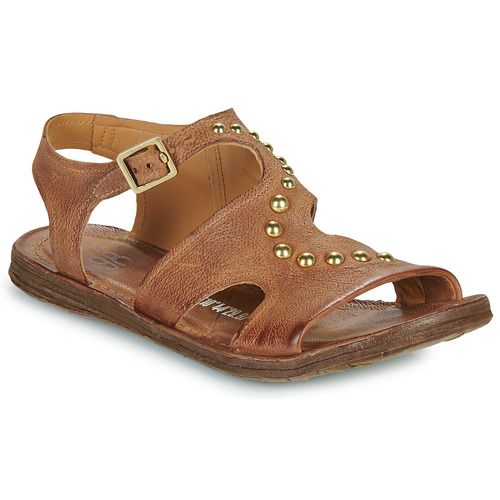 Sandali Airstep / A.S.98 RAMOS STUD Marrone per Donna: eleganti e alla moda, realizzati in pelle pregiata, design unico con dettagli in metallo. Perfetti per ogni occasione, offrono comfort e stile. Ideali per completare il tuo look estivo con un tocco sofisticato. Disponibili in diverse taglie.