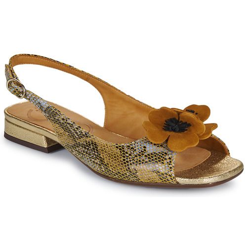 Sandali Chie Mihara TAYDA Multicolore per Donna. Eleganti e alla moda, questi sandali presentano un design colorato che aggiunge un tocco di stile a qualsiasi outfit. Realizzati con materiali di alta qualità, garantiscono comfort e durata, ideali per le occasioni estive. Perfetti per completare il tuo look con un tocco di originalità. Disponibili in diverse taglie.