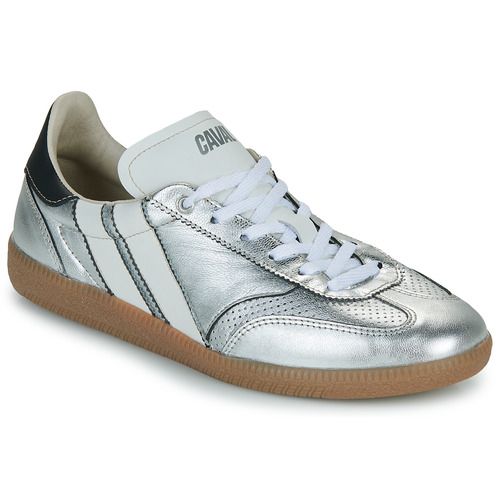 Sneakers alte Donna Caval LUNA TITANIUM Argento - Design elegante e moderno, con dettagli in argento brillante, perfette per un look alla moda e comfort. Ideali per ogni occasione, queste sneakers offrono stile e versatilità, perfette da abbinare a qualsiasi outfit. Acquista ora le LUNA TITANIUM per un tocco di glamour nel tuo guardaroba!