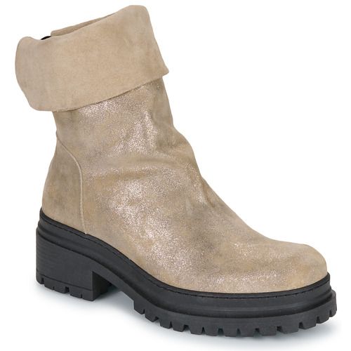 Stivaletti Donna Casta ZYND Beige: eleganti e versatili, perfetti per ogni occasione. Realizzati con materiali di alta qualità, questi stivaletti offrono comfort e stile. Ideali da abbinare a jeans o gonne, questi stivaletti sono un must-have per il tuo guardaroba. Acquista ora e aggiungi un tocco di classe al tuo look!