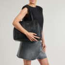Guess ANNING Nero Borse Shopping Donna - 6