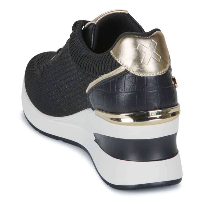 Xti 143721 Schwarze Low-Top-Sneaker f&uuml;r Damen - Gr&ouml;&szlig;e 5