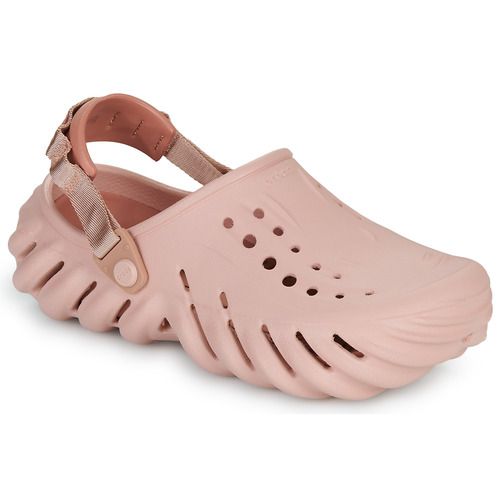 Immagine dei Crocs Echo Clog Zoccoli Donna, caratterizzati da un design elegante e alla moda, realizzati in materiale leggero e resistente. Questi zoccoli offrono comfort ottimale e supporto per i piedi, ideali per l'uso quotidiano e perfetti per le stagioni primaverile ed estiva. Disponibili in diverse colorazioni, i Crocs Echo Clog sono l'accessorio perfetto per completare ogni outfit casual.