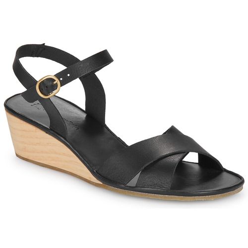 Immagine di sandali da donna El Naturalista GAIA in colore nero, realizzati in materiali ecologici. Questi sandali offrono comfort impeccabile e stile, ideali per l'estate. Perfetti per ogni occasione, dal tempo libero a eventi casual. Scopri il perfetto equilibrio tra moda e sostenibilità con i sandali GAIA.