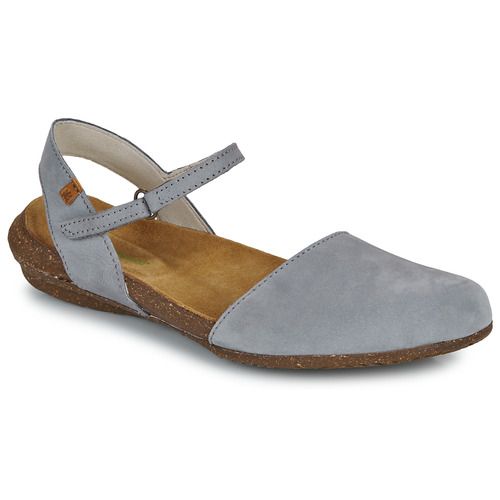 Sandali El Naturalista WAKATAUA Blu per Donna, realizzati in materiali di alta qualità, perfetti per l'estate. Design elegante e confortevole, ideale per passeggiate e occasioni casual. Aggiungi un tocco di stile al tuo guardaroba con questi sandali versatili e sostenibili. Acquista ora il tuo paio di sandali El Naturalista WAKATAUA Blu e vivi un'esperienza di comodità e moda.