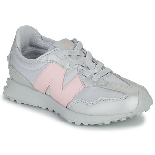 Scarpe bambina ragazza New Balance 327 Argento, eleganti e versatili, ideali per il tempo libero e attività sportive. Design moderno con dettagli argentati, perfette per ogni outfit. Comfort e stile per le giovani fashioniste. Acquista ora le New Balance 327 Argento per garantire il massimo in qualità e tendenze!