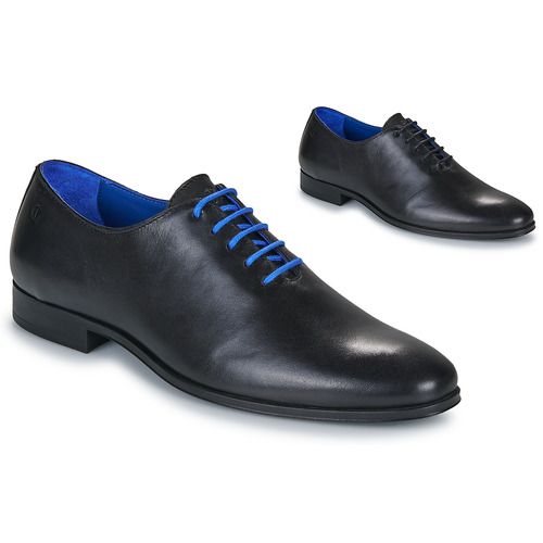 Scarpe Carlington ONIE Nero Richelieu Uomo, eleganti e alla moda, realizzate in pelle di alta qualità. Design classico con dettagli raffinati, ideali per occasioni formali e casual. Comfort eccezionale e vestibilità perfetta per l'uomo moderno. Acquista ora per un look sofisticato e senza tempo!