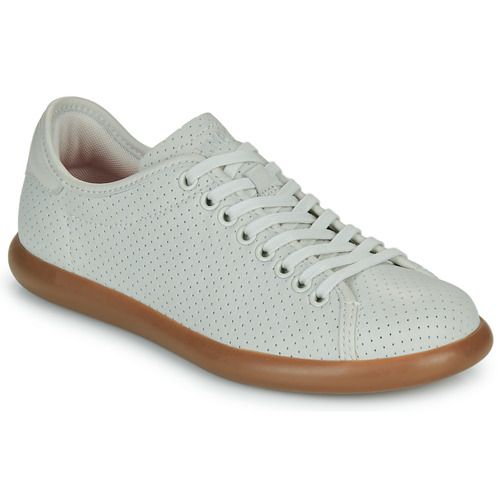 Scarpe sportive di alta qualità per donna, Sneakers basse Camper PLLP Bianco, ideali per uno stile casual e confortevole. Design moderno e versatile, perfette per ogni occasione quotidiana. Acquista ora e completa il tuo look con queste eleganti sneaker!
