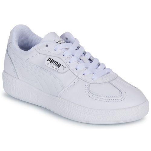 Sneakers basse Puma Palermo Moda Lthr Wns Bianco per donna, eleganti e versatile, perfette per ogni occasione. Queste scarpe sportive offrono comfort e stile, ideali per un look casual e alla moda. Acquista ora le Puma Palermo per un tocco di classe nel tuo guardaroba.