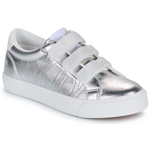 Sneakers basse Kaporal TIPPYK Argento per donna, eleganti e alla moda, perfette per ogni occasione. Design moderno con finitura argento brillante, ideali per completare il tuo look casual e trendy. Acquista ora le Kaporal TIPPYK Argento e aggiungi un tocco di stile al tuo guardaroba!