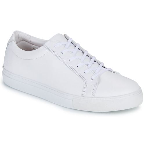 Sneakers Carlington SERIAL Bianco per uomo, eleganti e versatili, realizzate in materiali di alta qualità. Perfette per ogni occasione, offrono comfort e stile senza tempo. Acquista ora le Carlington SERIAL Bianco per un look alla moda!