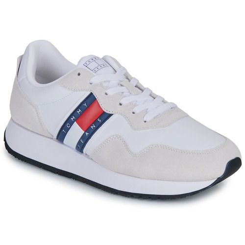 Sneakers Uomo Tommy Jeans (NEW) TJM MODERN RUNNER in Bianco, design sportivo elegante e comfort ottimale. Perfette per ogni occasione, queste scarpe offrono stile e versatilità, ideale per un look casual e alla moda. Acquista ora le Tommy Jeans per un tocco di classe nel tuo guardaroba!