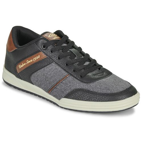 Sneakers Uomo Umbro UM PACCO Nero - Scarpe sportive eleganti e confortabili per il tuo stile di vita attivo. Design moderno con dettagli raffinati, ideali per attività quotidiane e occasioni informali. Perfette per abbinamenti casual e sportivi. Acquista ora per un look alla moda e dinamico!