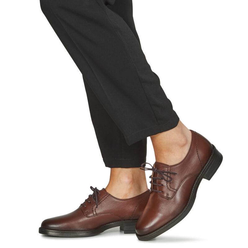 Betty London  CODE  Marrone -  Derby Donna - 8