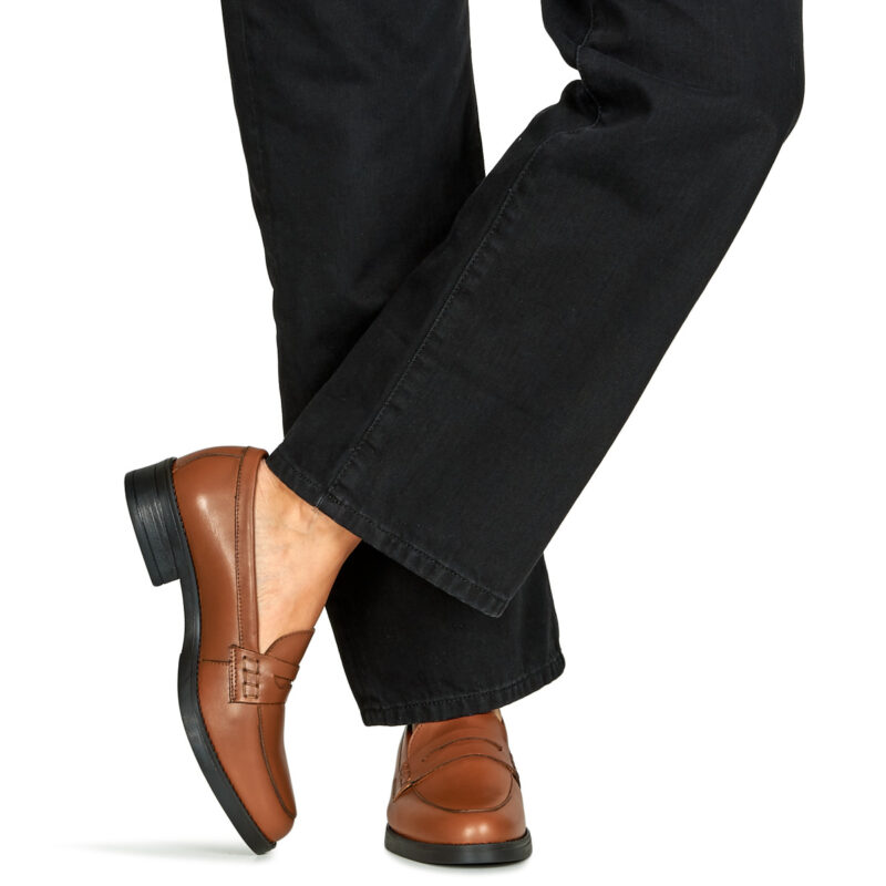 Betty London MAGLIT Braune Damen-Loafer - Gr&ouml;&szlig;e 8