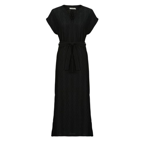 Abito corto donna Deeluxe ILANGA in stile elegante e moderno, realizzato con tessuto leggero perfetto per la stagione estiva. Design trendy con spalline sottili e dettagli sofisticati, ideale per eventi casual e serate estive. Perfetto da abbinare a sandali e accessori estivi. Disponibile in diverse taglie, l'Abito ILANGA è un must-have per il guardaroba femminile. Acquista ora e aggiungi un tocco di freschezza e stile al tuo look!