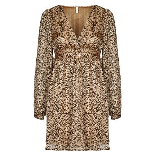 Abito corto Only ONLFREYA Donna in eleganti tonalità, perfetto per occasioni speciali e abbigliamento estivo. Caratterizzato da un design moderno e sofisticato, questo vestito valorizza la figura femminile con il suo taglio avvolgente. Ideale da abbinare a sandali e accessori trendy per un look alla moda. Scopri il comfort e lo stile dell'abito corto ONLFREYA, l'ottima scelta per ogni guardaroba femminile.