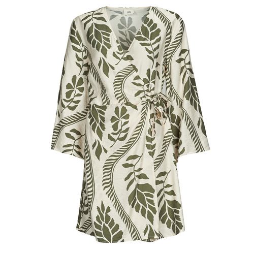 Abito corto multicolore JDY PEPPER per donna, elegante e alla moda, perfetto per l'estate. Realizzato in tessuto leggero, ideale per creare look freschi e versatili. Disponibile in diverse taglie, perfetto per ogni occasione, dal brunch con le amiche a una passeggiata in città. Aggiungi un tocco di stile al tuo guardaroba con il JDY PEPPER!