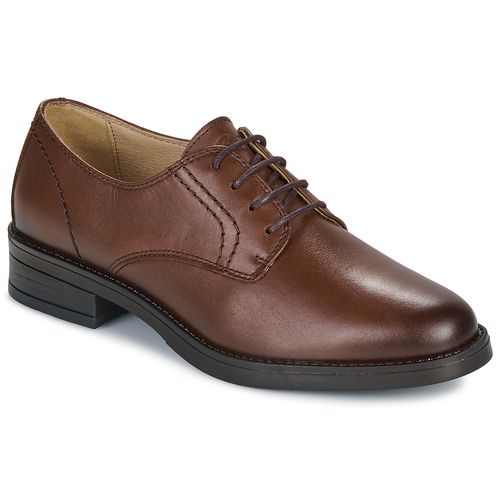 Scarpa derby marrone Betty London CODE per donna, elegante e versatile, ideale per ogni occasione. Realizzata con materiali di alta qualità, offre comfort e stile. Perfetta per completare il tuo outfit casual o formale. Aggiungi un tocco di classe al tuo guardaroba con queste scarpe must-have!