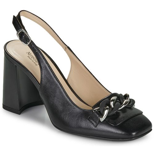 Décolleté Donna NeroGiardini E512310D in color nero, con design elegante e tacco raffinato, perfetta per occasioni formali e sartoriali. Realizzata con materiali di alta qualità per garantire comfort e stile. Ideale per completare il tuo outfit con classe. Acquista ora e valorizza il tuo guardaroba con queste scarpe versatili e chic.