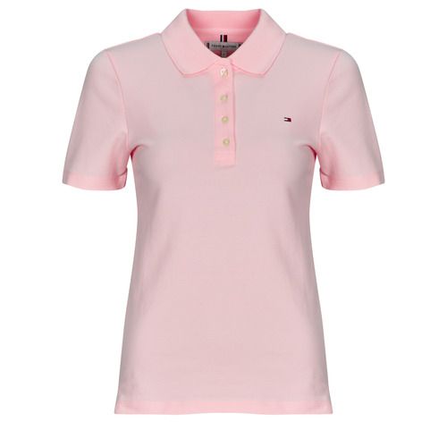 "Polo Donna Tommy Hilfiger 1985 SLIM PIQUE POLO SS in Rosa, elegante e alla moda, perfetta per ogni occasione. Realizzata in cotone morbido, offre comfort e stile per chi ama la moda contemporanea."