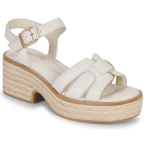 Sandali Clarks COLEDALE STRAP da donna in pelle, con design elegante e comodo, perfetti per l'estate. Caratterizzati da una suola resistente e cinturini regolabili per una vestibilità ideale. Scopri il comfort e lo stile dei sandali Clarks COLEDALE STRAP, ideali per ogni occasione.