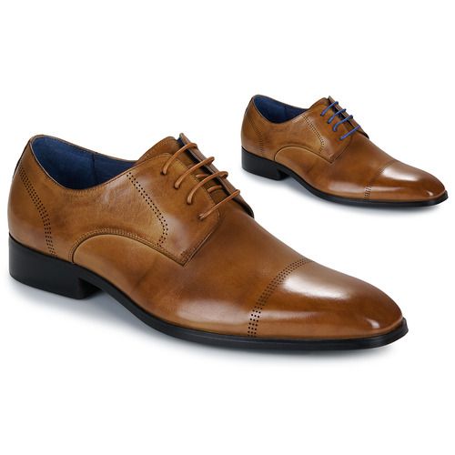 Scarpe Kdopa VATRELI Marrone Derby Uomo, eleganti e versatili, ideal per ogni occasione. Realizzate in materiali di alta qualità, offrono comfort e stile. Perfette per l'uomo moderno che cerca un look raffinato, queste scarpe derby marroni si adattano facilmente a pantaloni formali o casual. Acquista ora per elevare il tuo guardaroba!