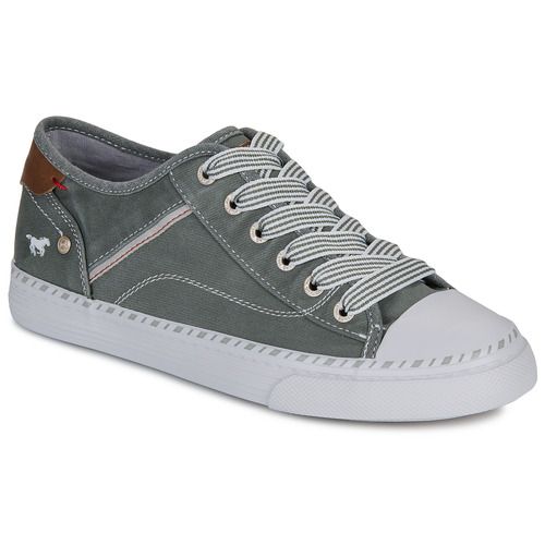 Sneakers basse Mustang 1376303 Verde donna, eleganti e alla moda, perfette per ogni occasione. Design innovativo e confortevole, ideali per un look casual e trendy. Acquista ora per il massimo dello stile e del comfort!
