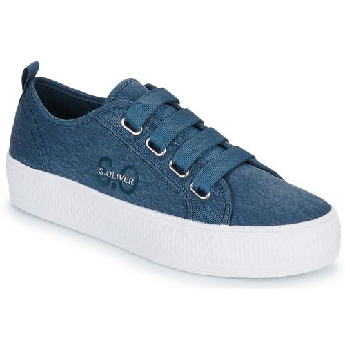Sneakers basse Donna S.Oliver in stile moderno, realizzate in materiali di alta qualità. Design elegante e versatile, perfette per ogni occasione. Scarpe comode e trendy, ideali per completare il tuo outfit quotidiano. Disponibili in diverse misure, queste sneakers sono un must-have per ogni amante della moda.
