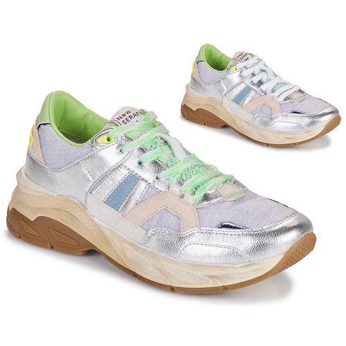 Sneakers basse Serafini VIBE Donna in stile contemporaneo, realizzate con materiali di alta qualità, ideali per un look casual e alla moda. Perfette per ogni occasione, queste scarpe offrono comodità e tendenza. Acquista ora le Serafini VIBE Sneakers basse per elevare il tuo guardaroba.